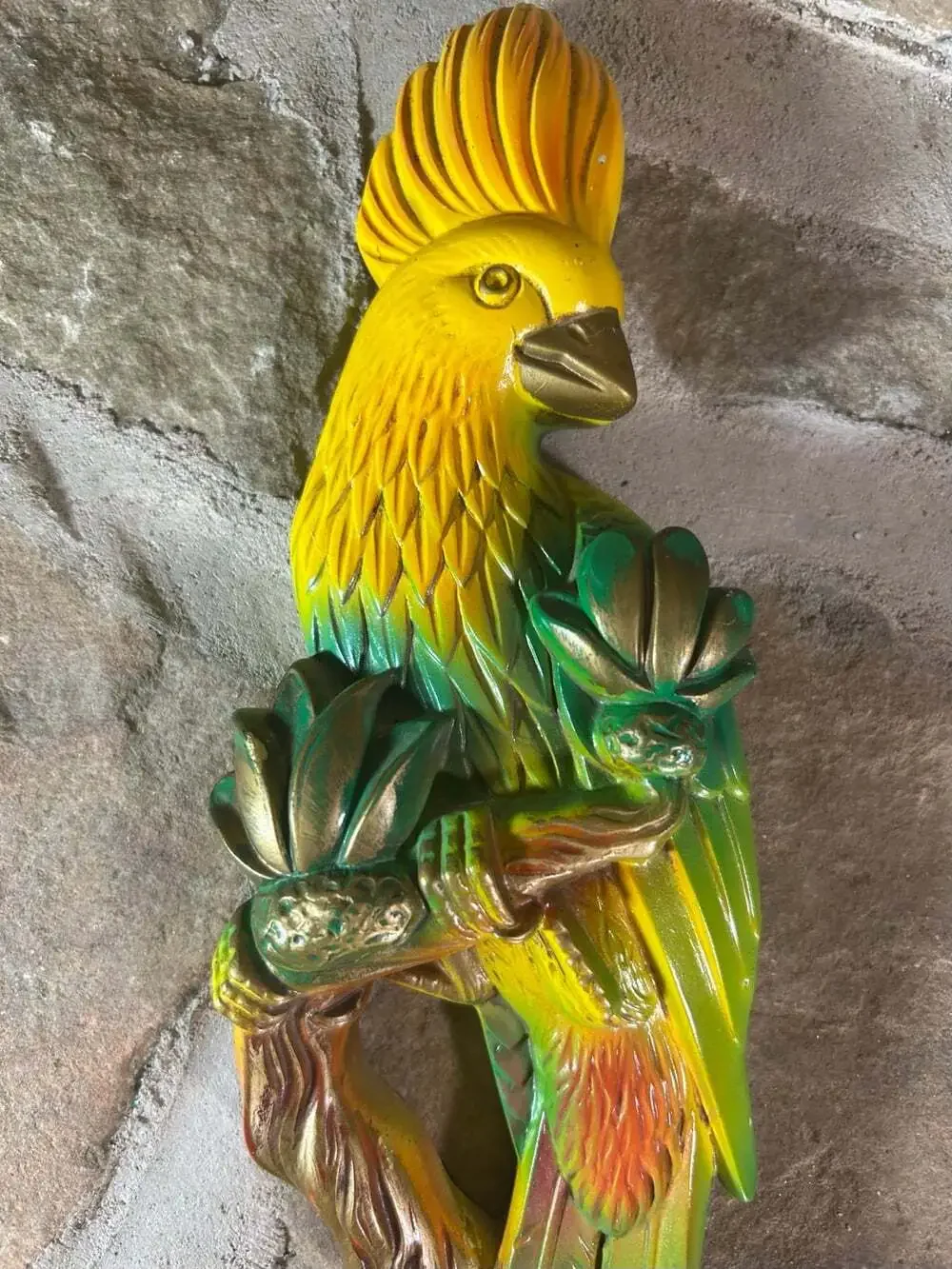 1968 Miller’s Studio Tropical Parrot Bird Chalk Ware wall decor ( READ)